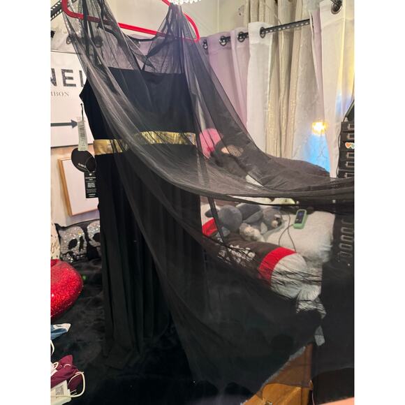 Her Universe DC Comics Wonder Woman Reversible Skater Dress size 1 - Picture 8 of 8